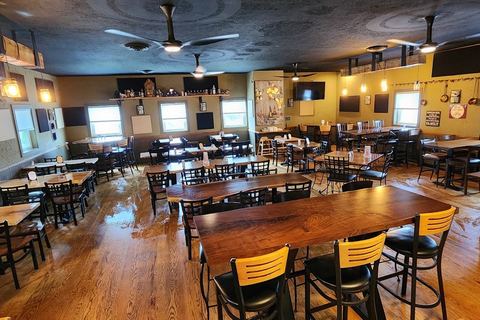 Golden Spike Pub